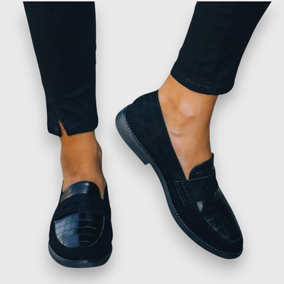 Colleen | Women&