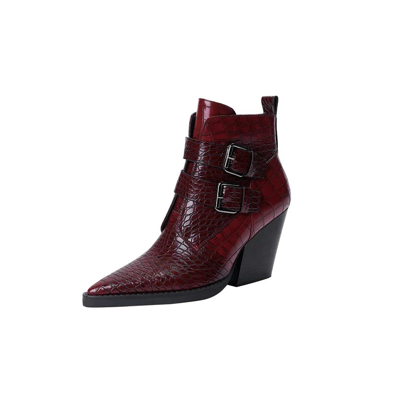 Darcey | Women&