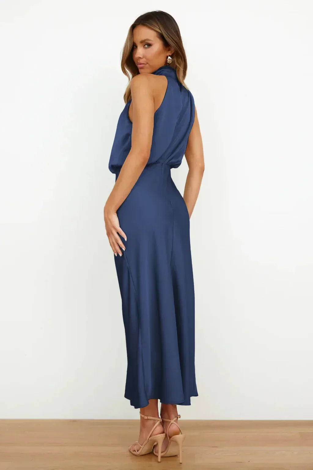 Mariana | Elegant Halter Evening Dress