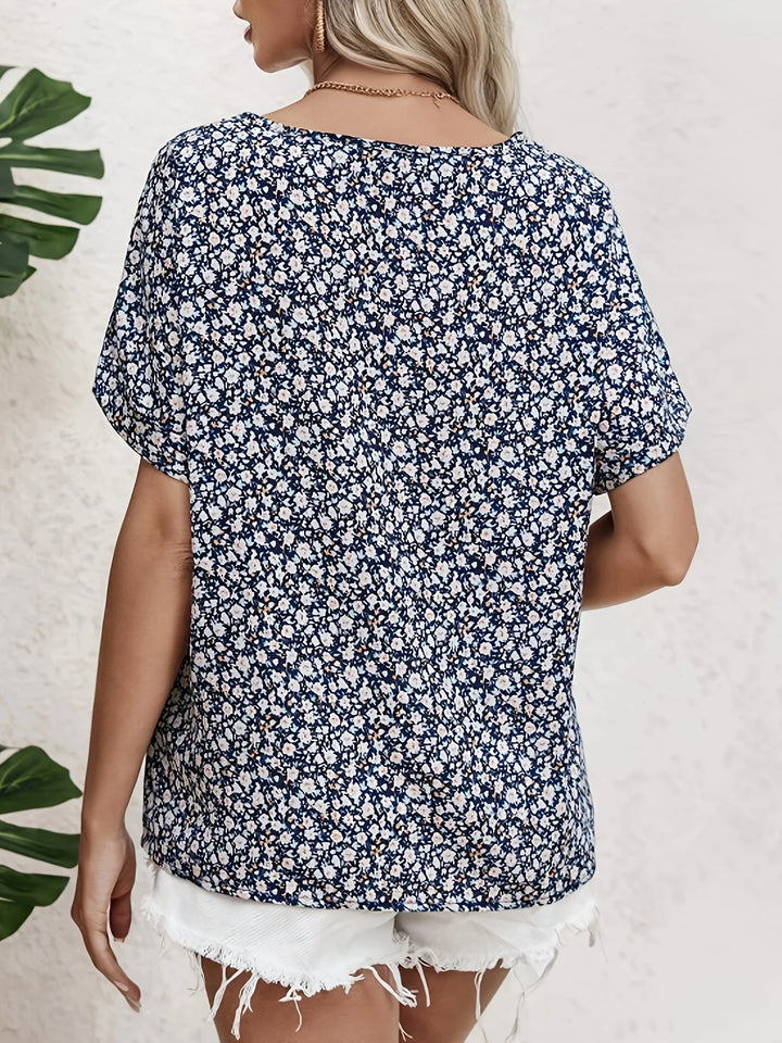 Carrie | Chic Floral Print Blouse