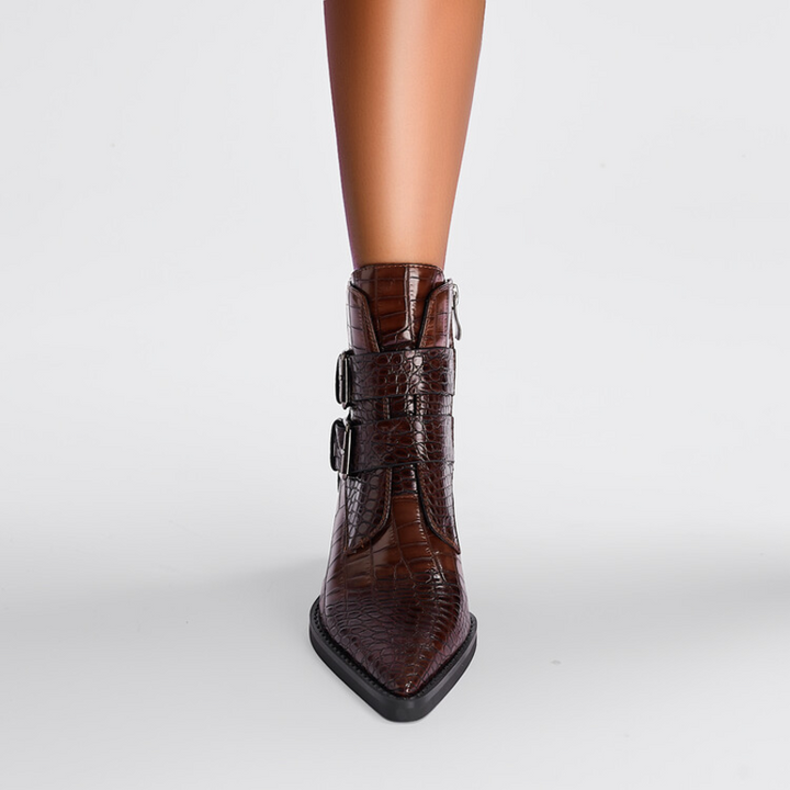 Darcey | Women&
