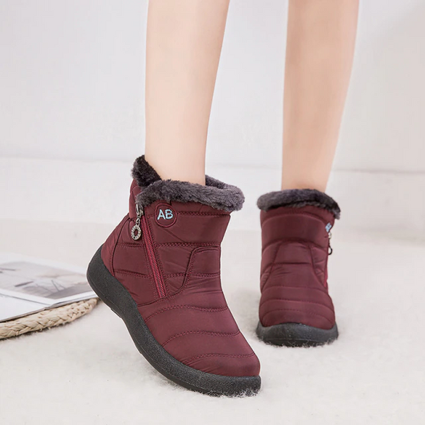 Lori | Women&