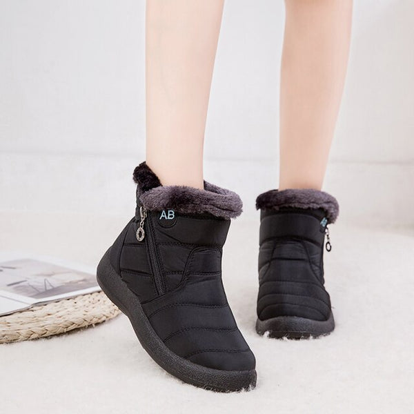 Lori | Women&