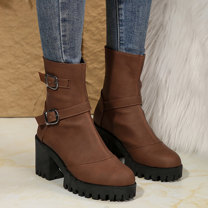 Britta | Women&