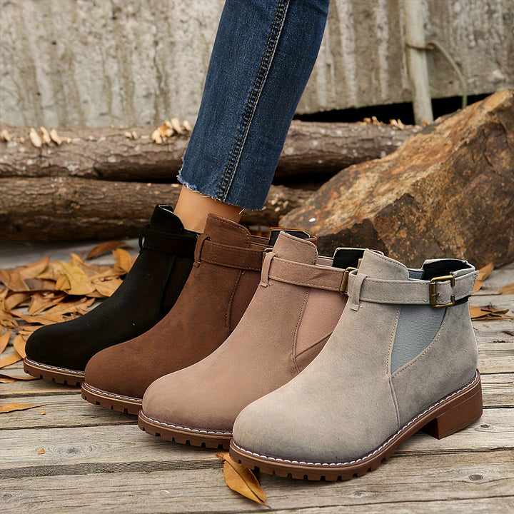 Britta | Women&