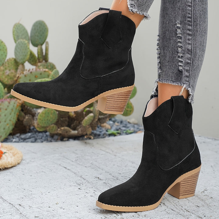 Britta | Women&