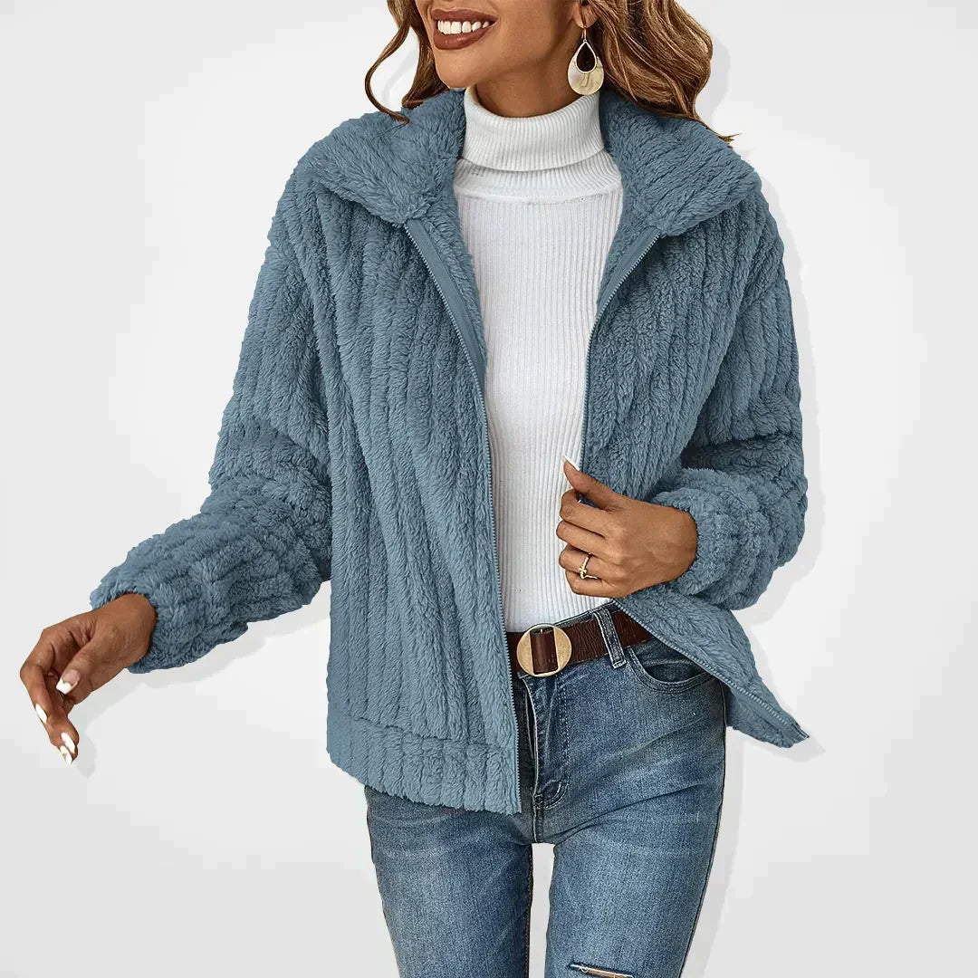 Cassandra | Women&