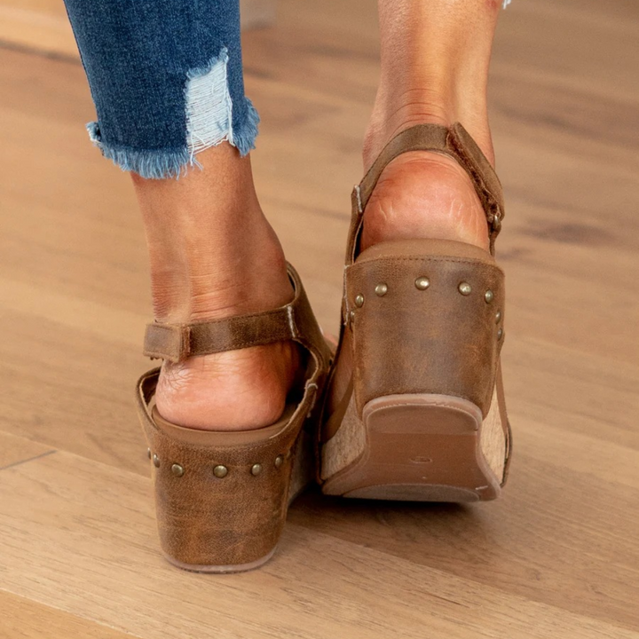 Celina | Women&