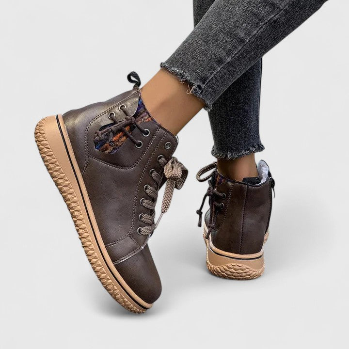 Clarissa | Women&
