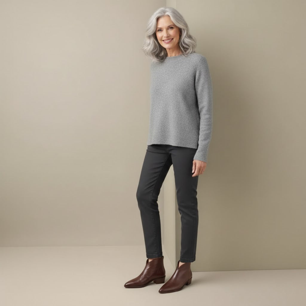 Corvinia | Women&