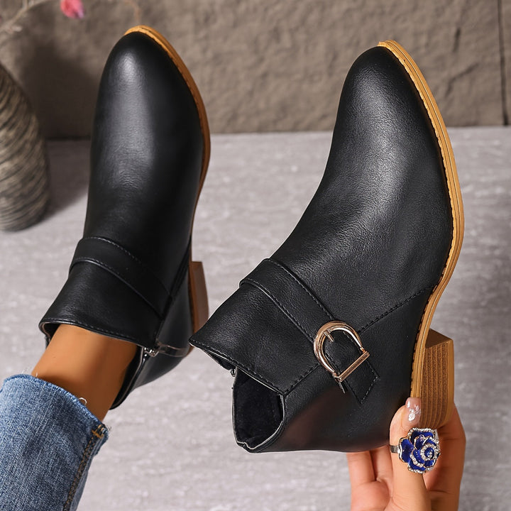 Delia | Women&