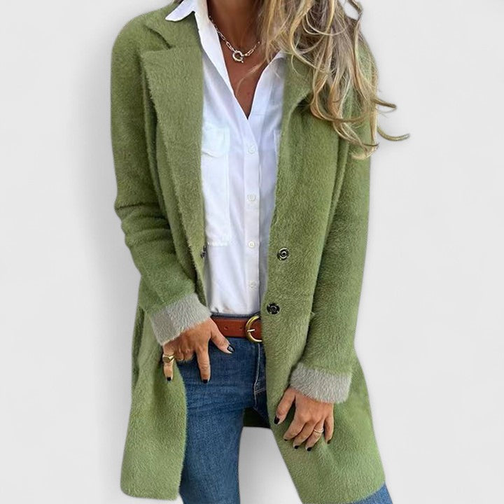 Embeth | Women&
