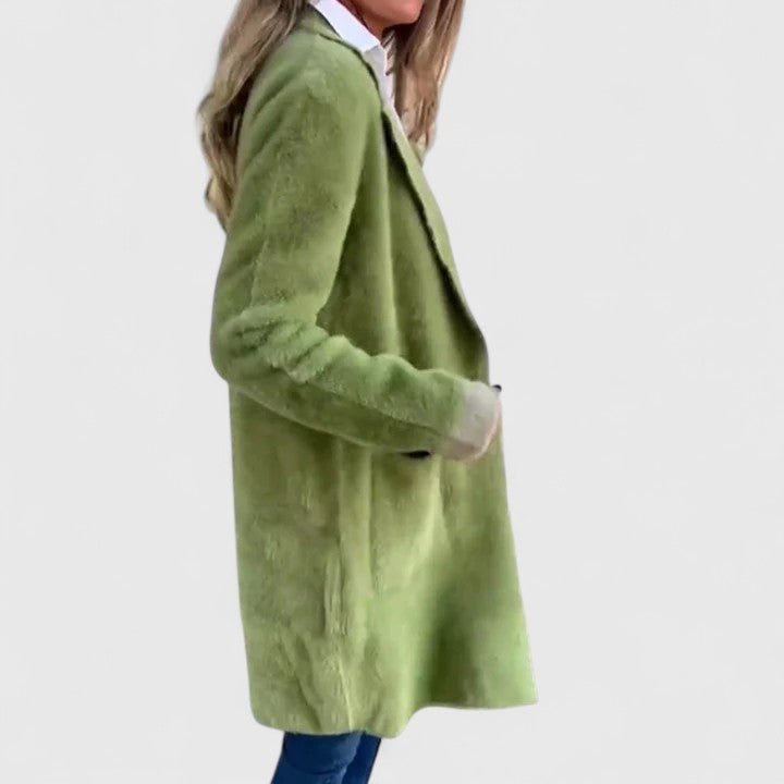 Embeth | Women&
