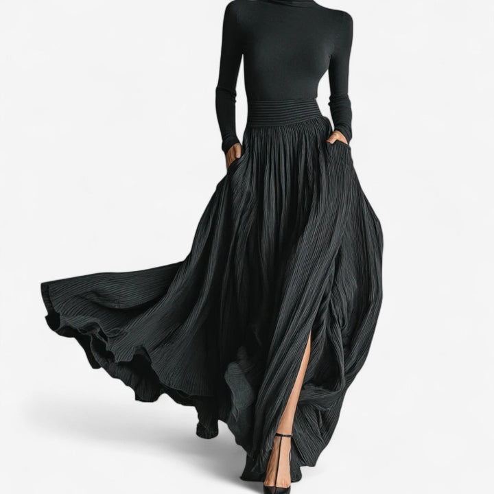 Emilia | Women&