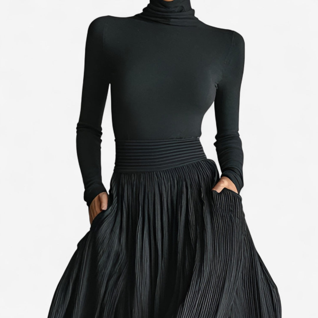 Emilia | Women&