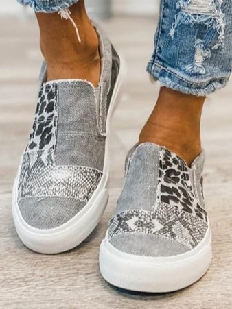 Frances | Women&