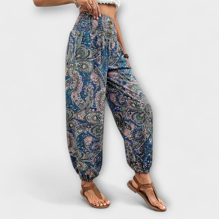 Ioana | Women&