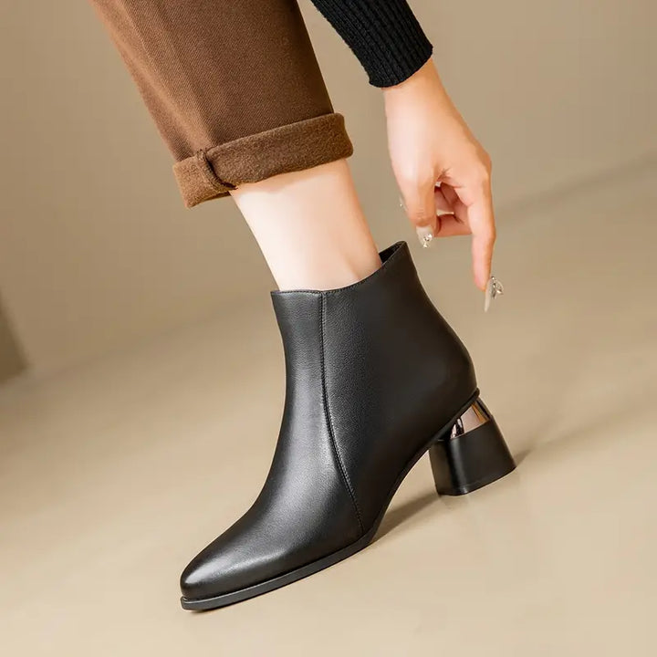 Lucienne | Women&