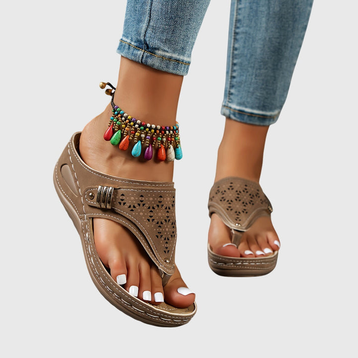 Nadia | Women&