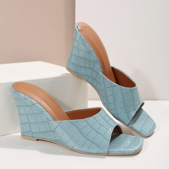 Naia | Women&