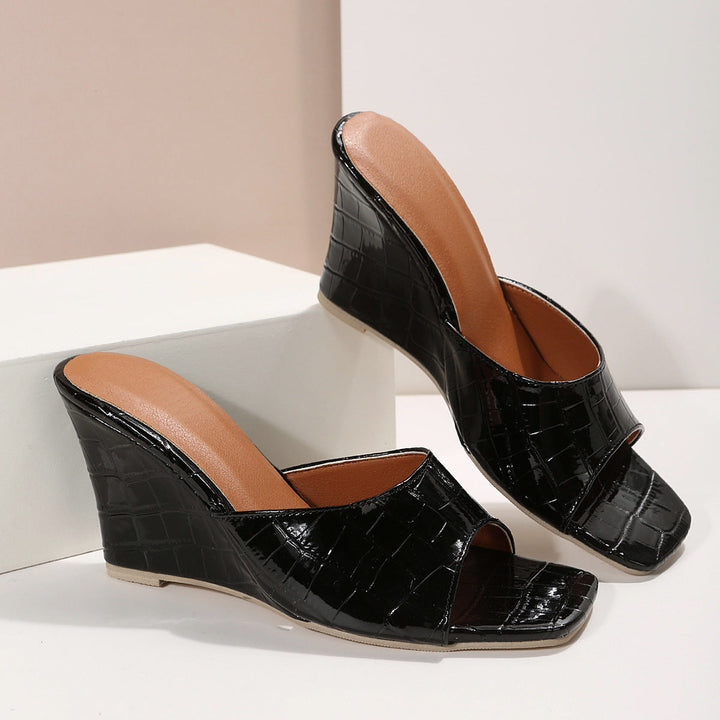 Naia | Women&