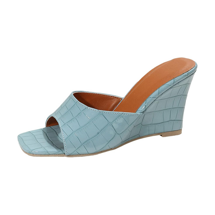 Naia | Women&