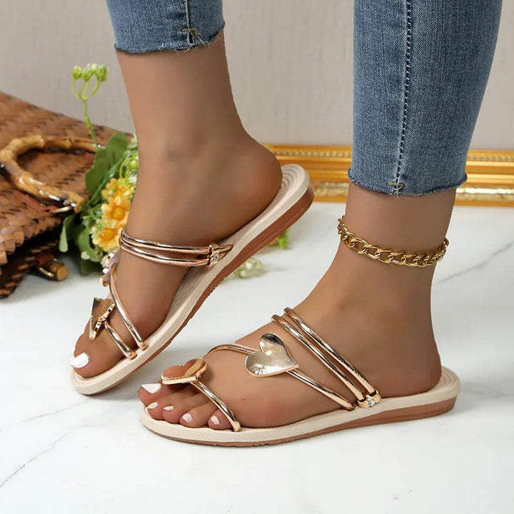 Priscilla | Women&