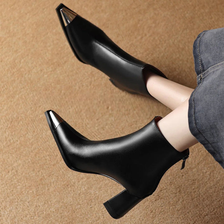 Raina | Women&