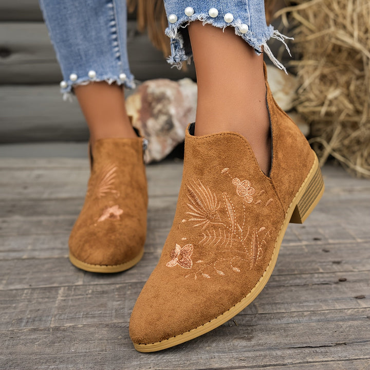 Thessira | Women&