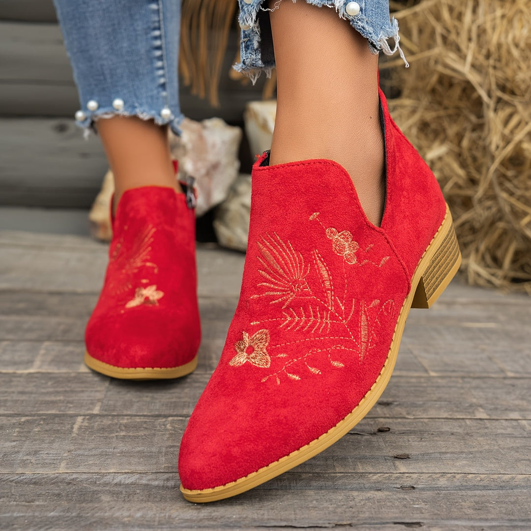 Thessira | Women&