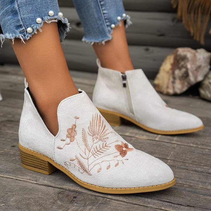 Thessira | Women&