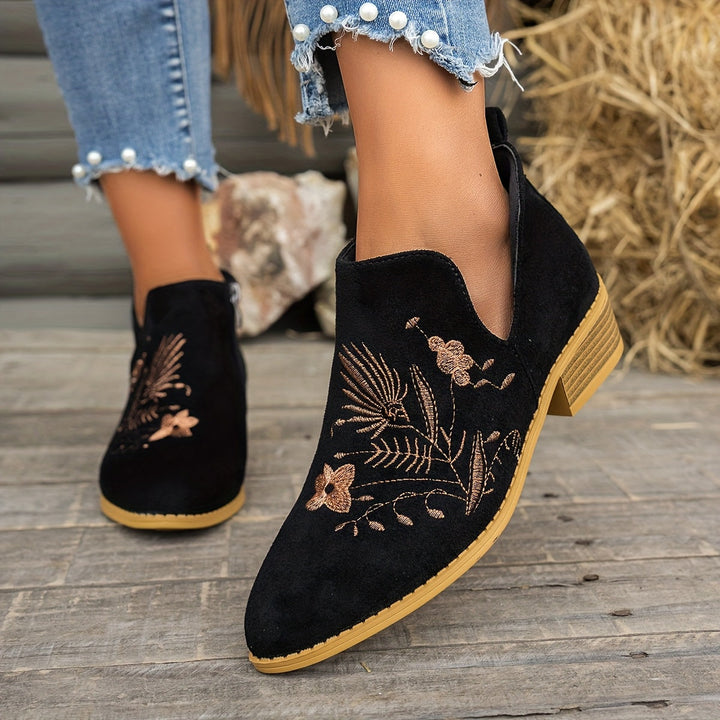 Thessira | Women&