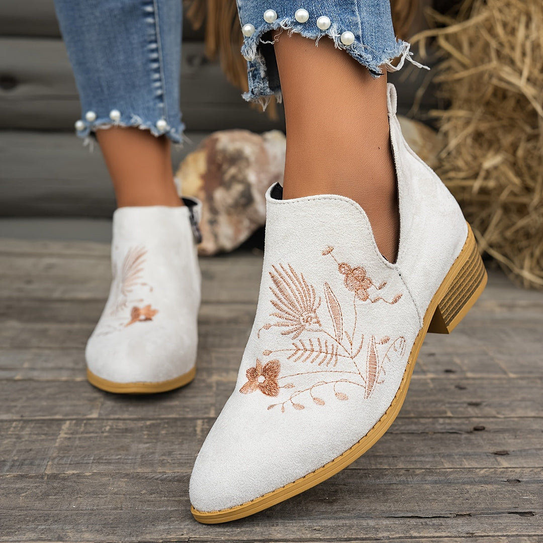 Thessira | Women&