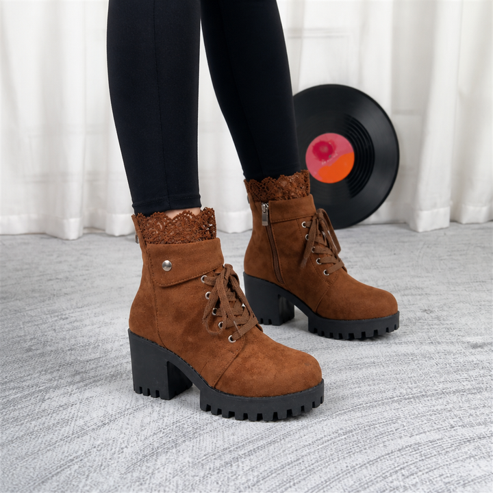 Vornessa | Women&
